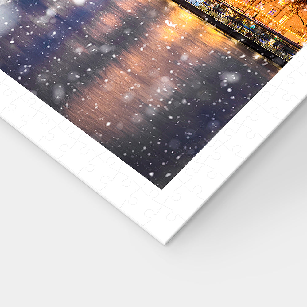 The Thames on a Snowy Night